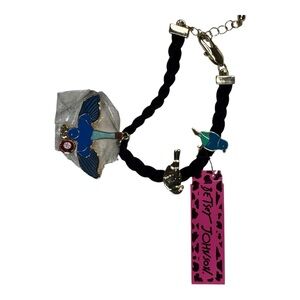 Betsey Johnson  Bird Bracelet‎ NWT